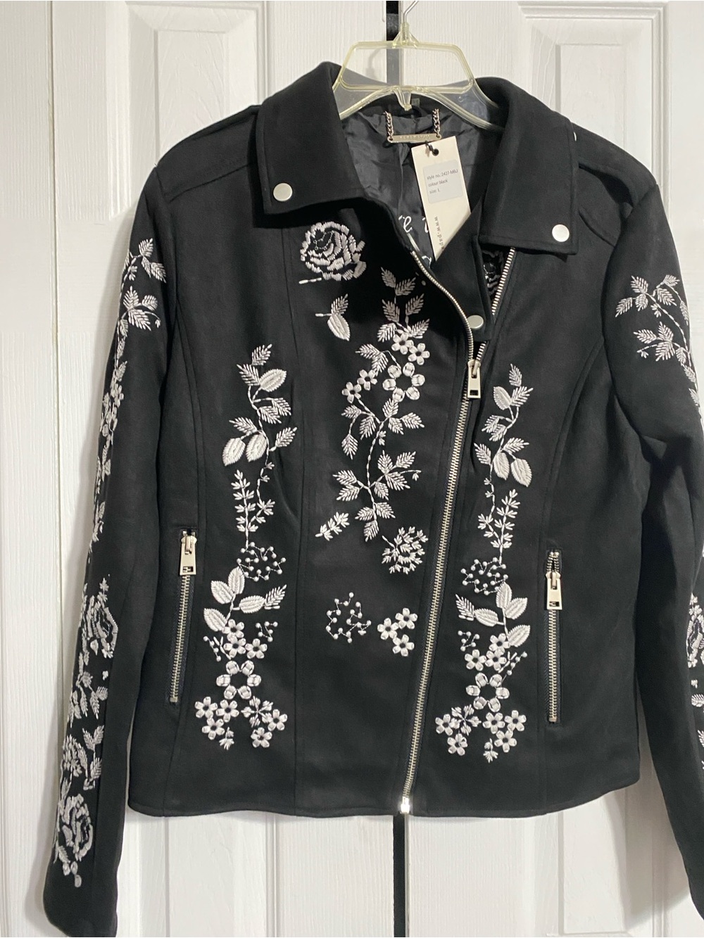PAPARAZZI black embroidered floral NWT coat jacket size LARGE - Picture 2 of 14